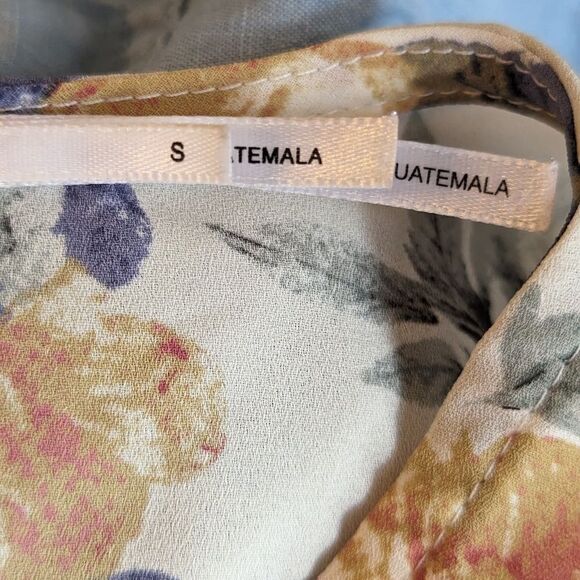 Kimchi Blue Cream Floral Vintage Top - Picture 5 of 6